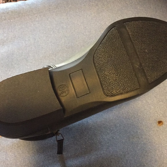 MOSSIMO Women’s boots size 8.5 - Picture 2 of 5